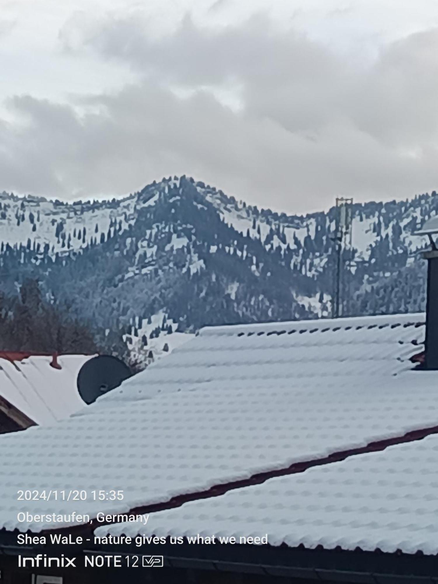 Allgaeu Vibes - Fusslaeufige Erreichbarkeit Vom Bahnhof, Mit Aussicht, Wettergeschuetzter Balkon Oberstaufen Luaran gambar